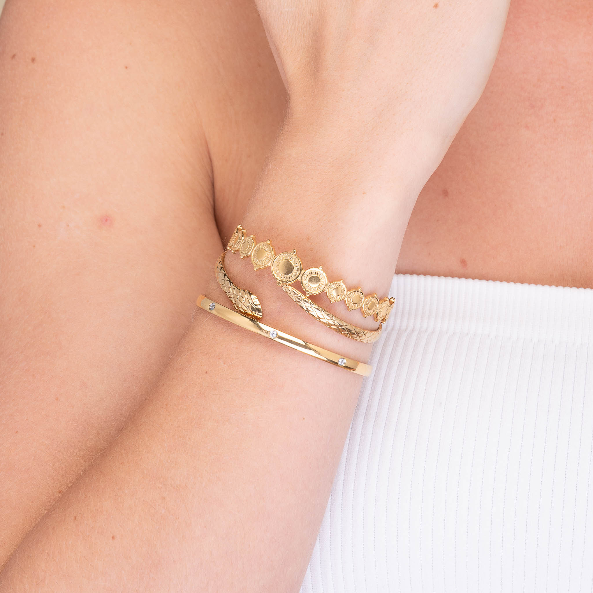 Classic Zirconia Hinged Bangle Bracelet - Camile & Stone