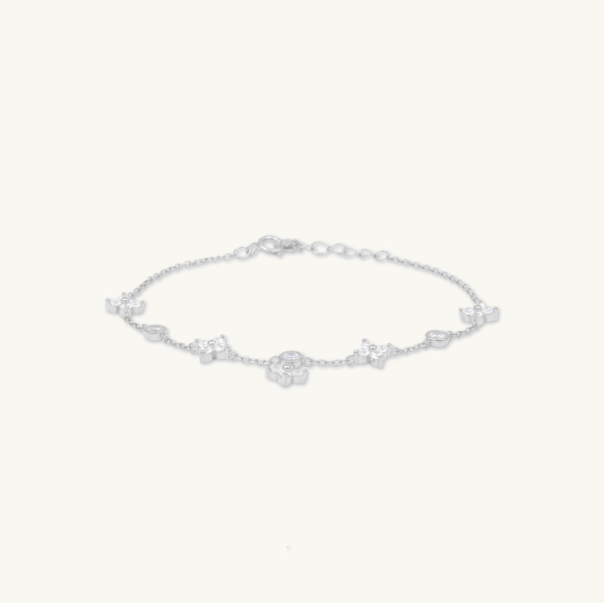Clover Bezel Station Chain Bracelet - Camile & Stone