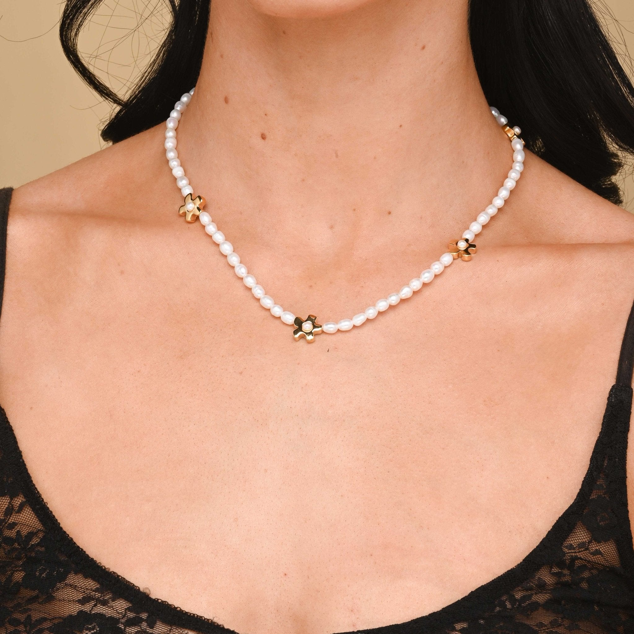 Daisy Freshwater Pearl Necklace - Camile & Stone
