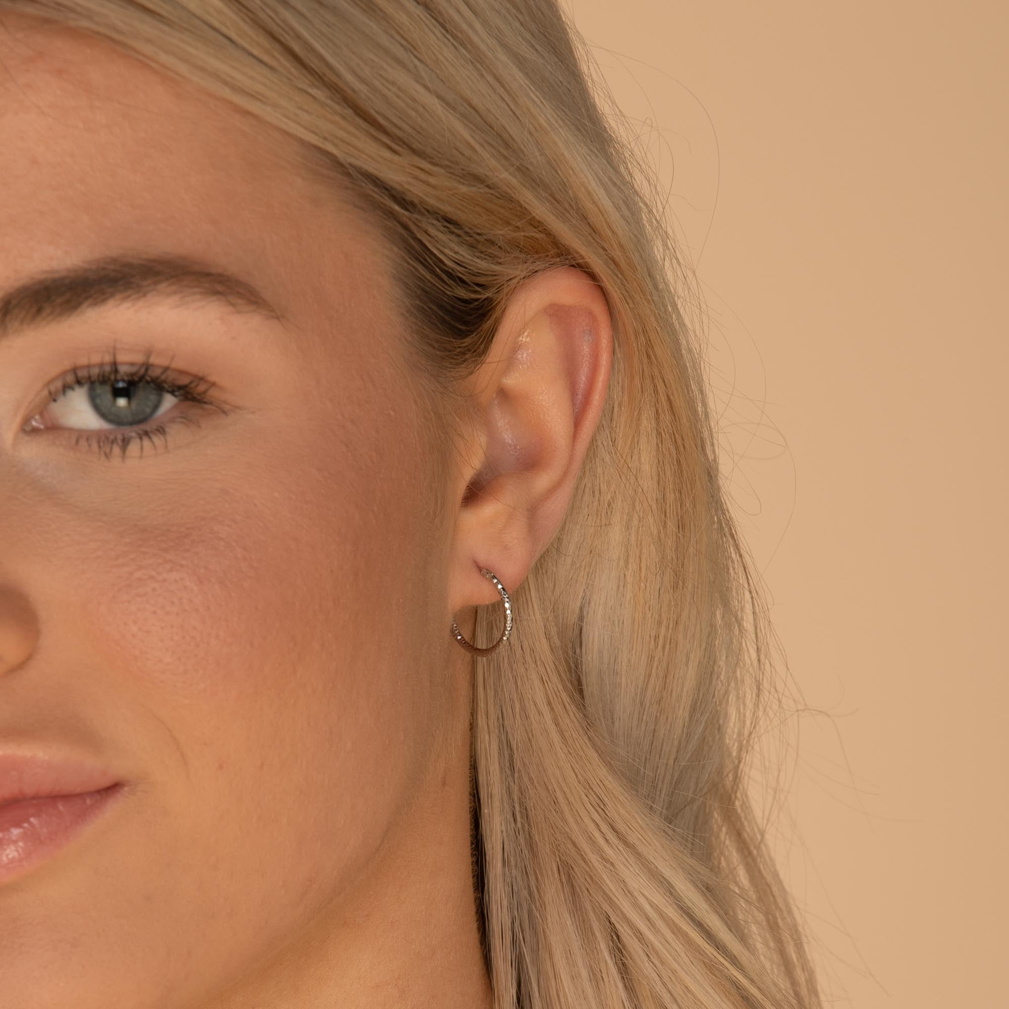 Edged Hoop Earrings - Camile & Stone