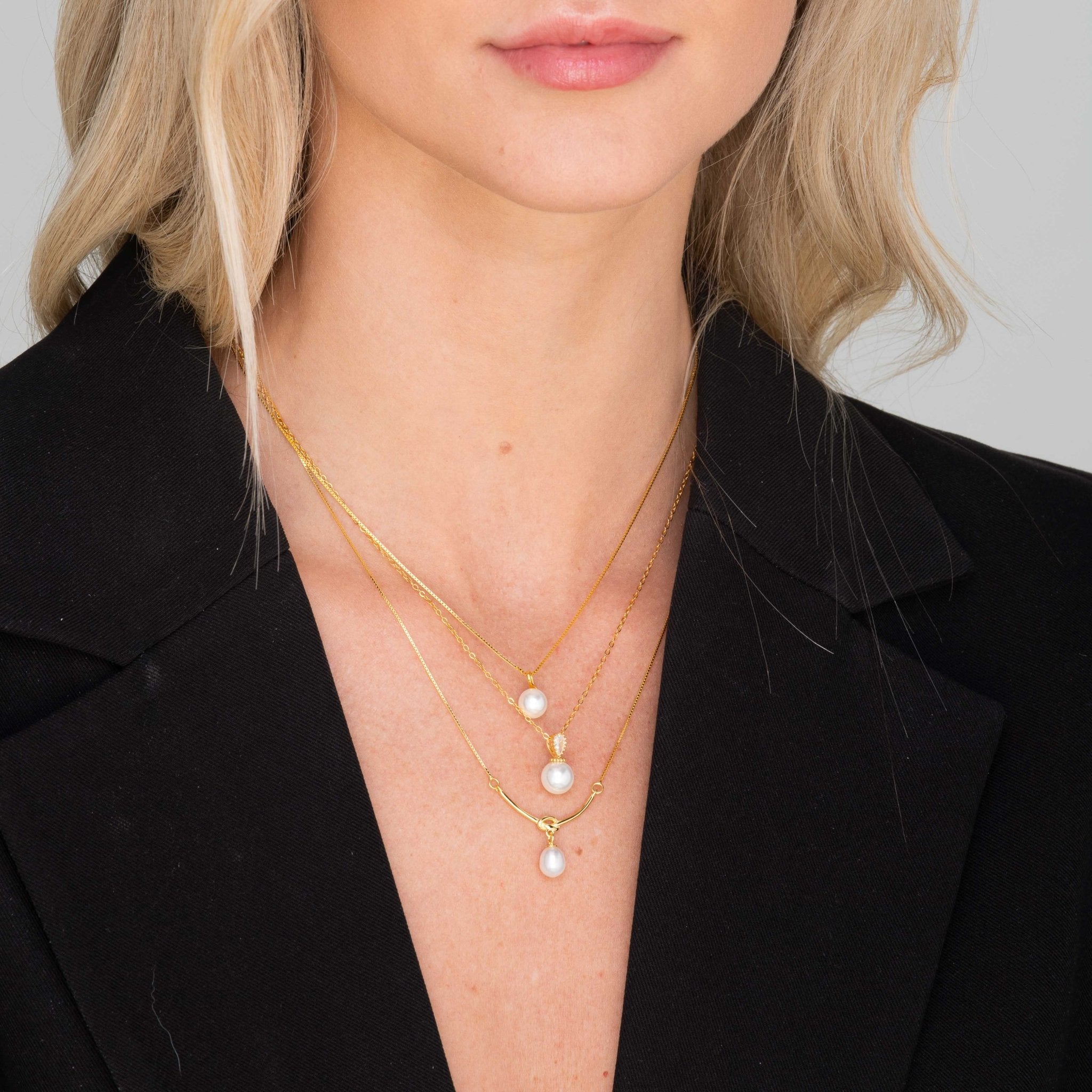 Love Knot Freshwater Pearl Drop Necklace - Camile & Stone