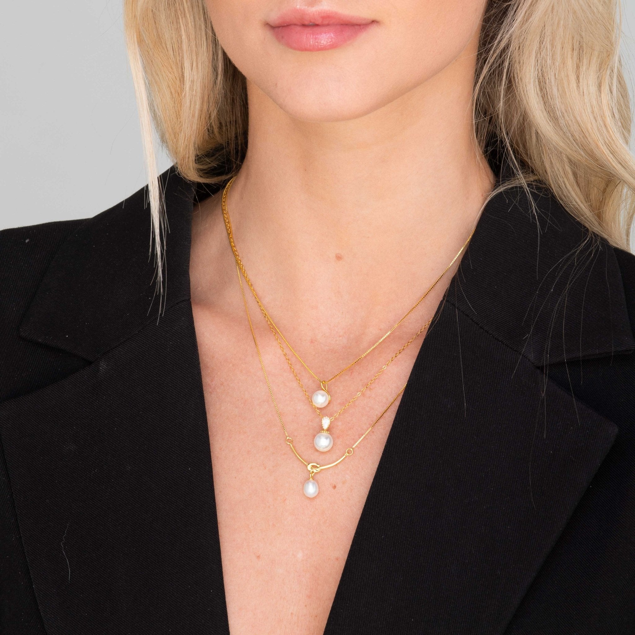 Love Knot Freshwater Pearl Drop Necklace - Camile & Stone