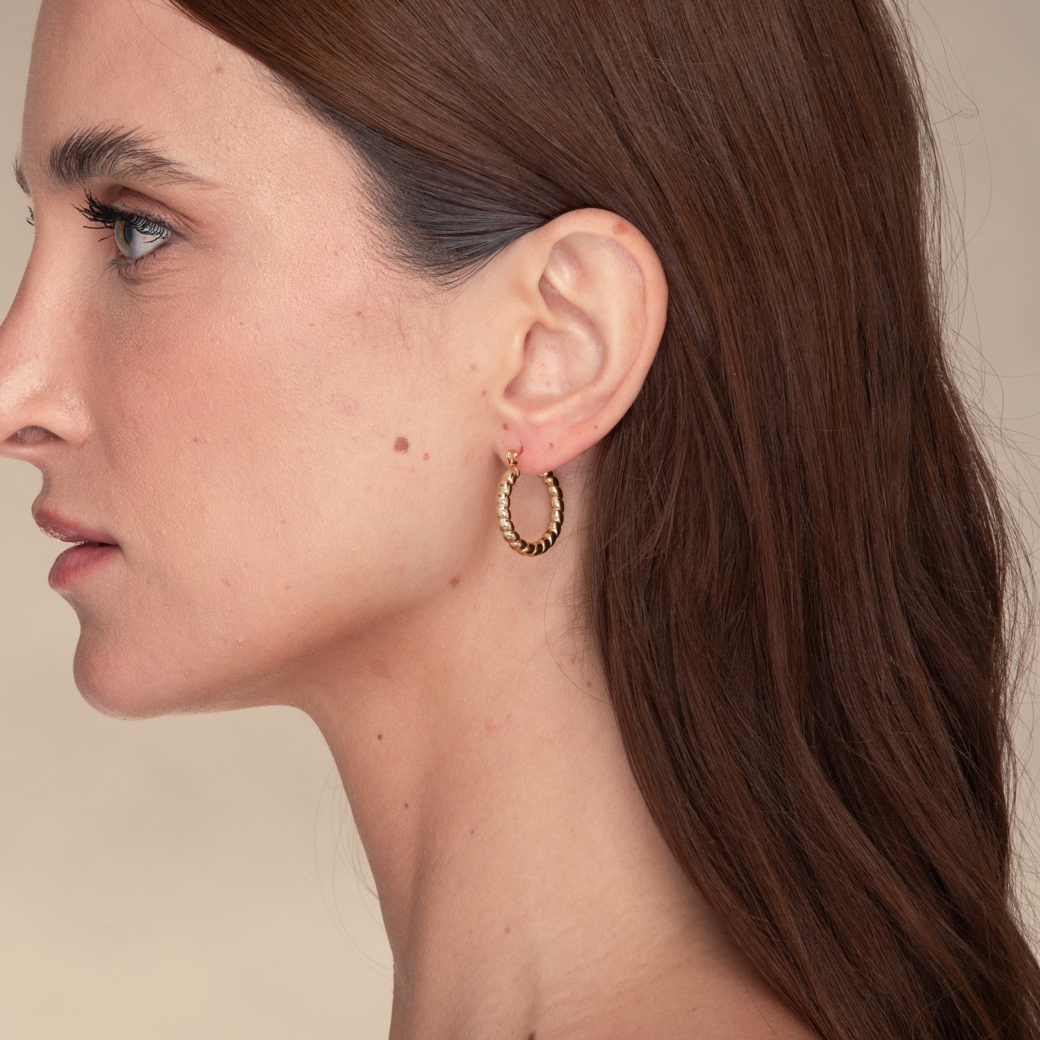 Nova Twist Hoop Earrings - Camile & Stone