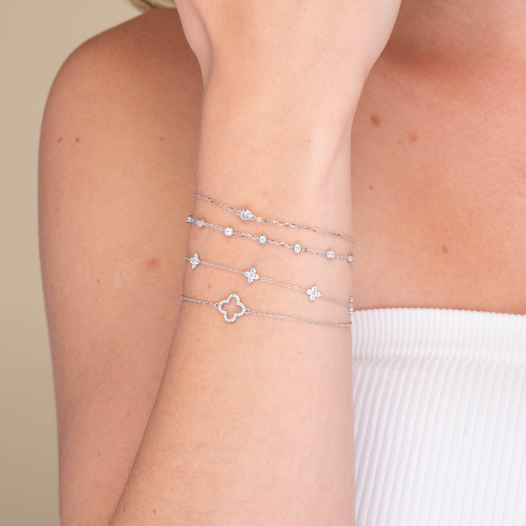 Open Clover Sapphire Bracelet - Camile & Stone