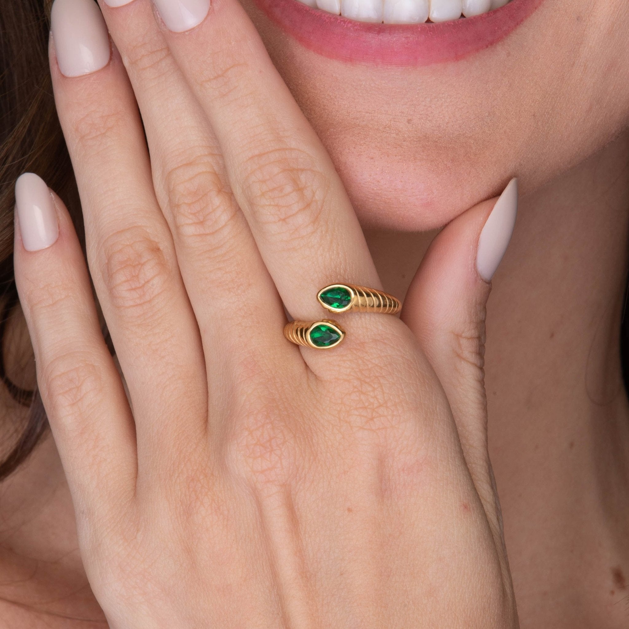 Snake Emerald Statement Ring - Camile & Stone