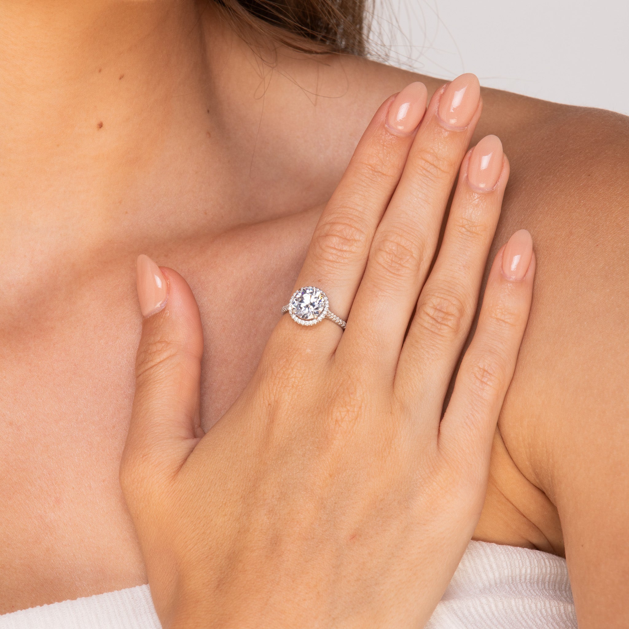 The Eliza Round Sapphire Engagement Ring - Camile & Stone