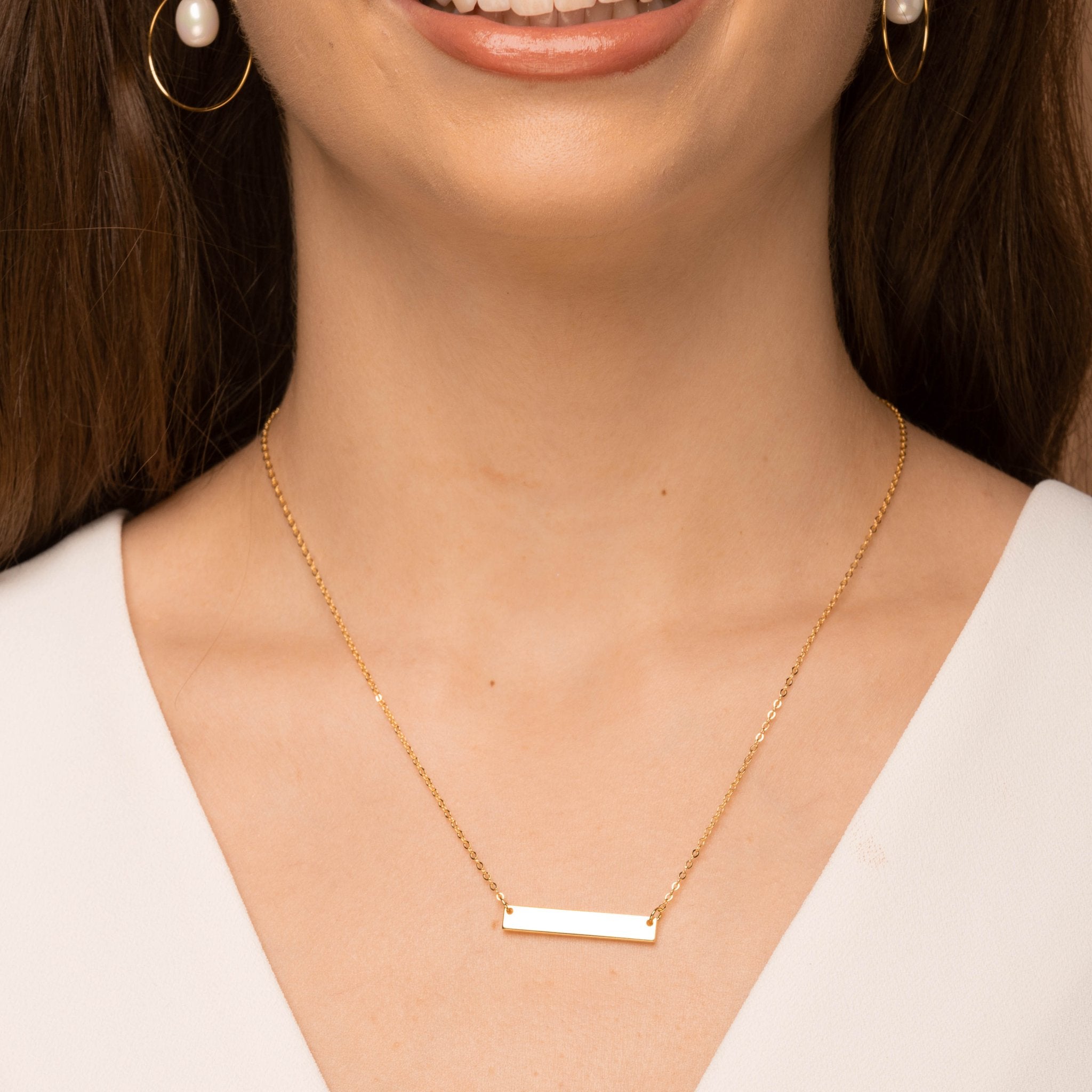 MUM Engraved Bar Necklace - Camile & Stone