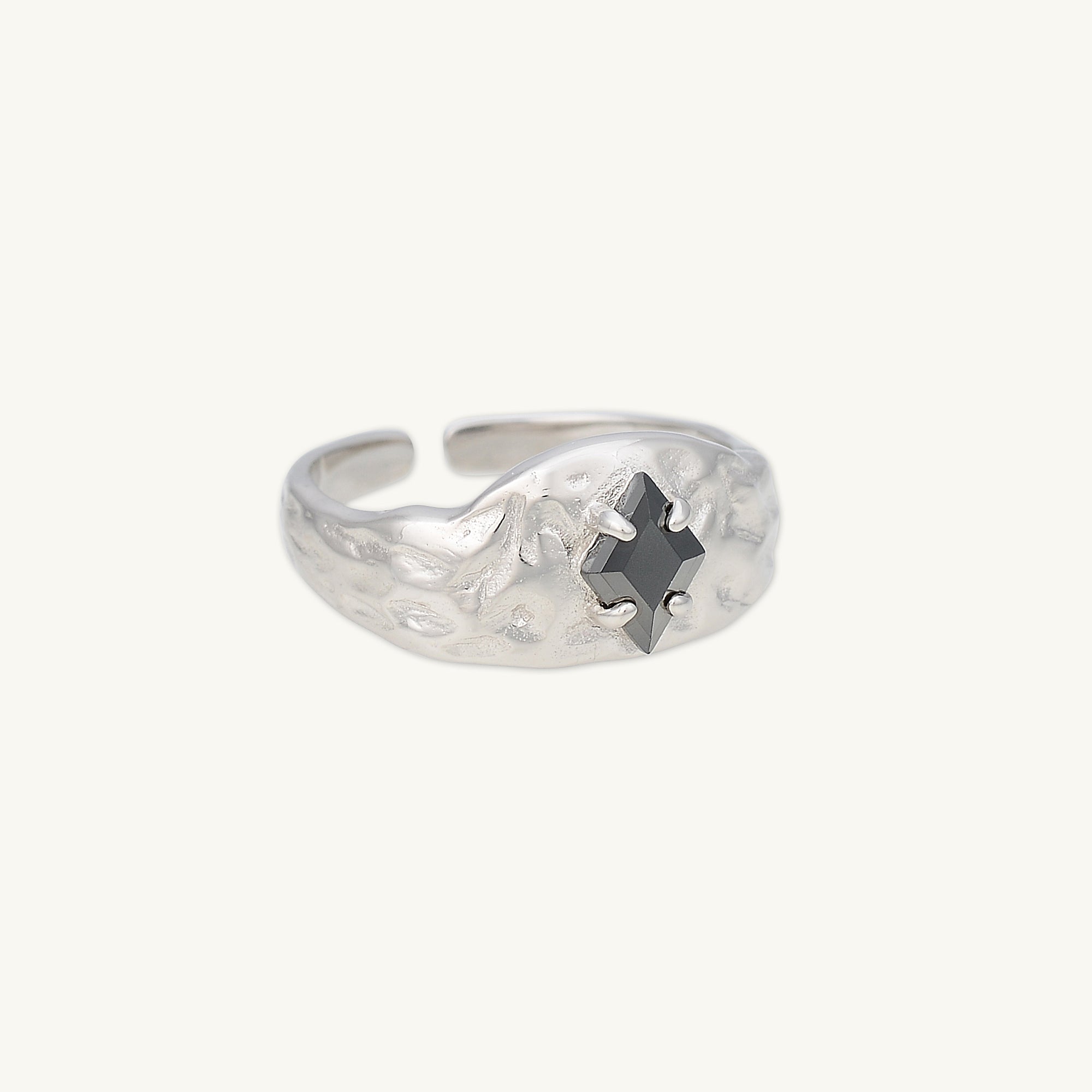 Onyx Molten Open Statement Ring - Camile & Stone
